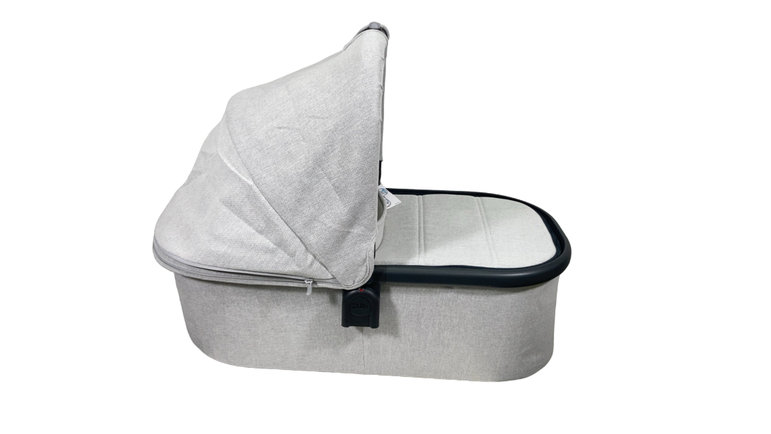 Shop UPPAbaby V2 Bassinet, Anthony (White & Grey Chenille) at GoodBuy Gear