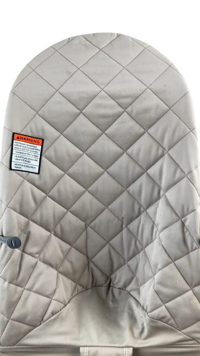 Shop BabyBjorn Bouncer Bliss, Dark Gray Frame, Sand Gray Cotton Classic Quilt at GoodBuy Gear