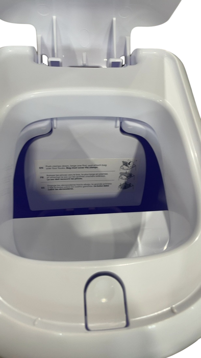 Shop Diaper Genie Signature Gift Set, White at GoodBuy Gear