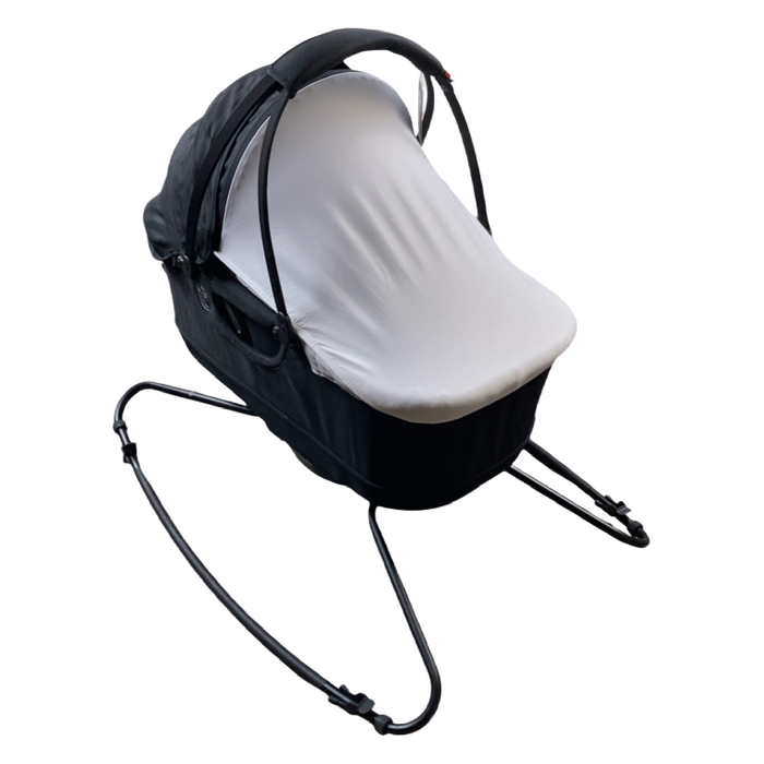 Shop Orbit Baby G5 Bassinet Rocker, Black at GoodBuy Gear