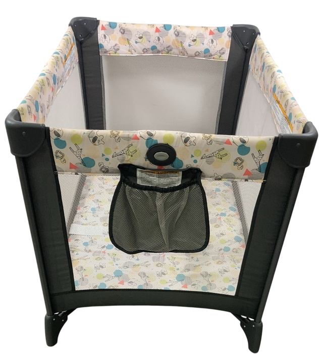 Graco Pack 'n Play Portable Playard, Carnival