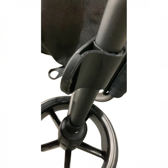 Shop Cybex Balios S Lux Stroller, 2026, Almond Beige, Taupe Frame - HIDDEN SR 9/30 at GoodBuy Gear