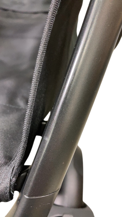 Shop UPPAbaby Vista V3 Stroller, 2024, Jake (Charcoal) at GoodBuy Gear