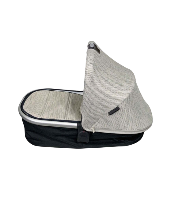 Shop UPPAbaby V2 Bassinet, Sierra (Dune Knit) at GoodBuy Gear