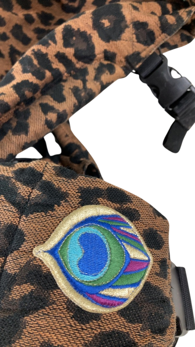 Shop Artipoppe Zeitgeist Cotton Carrier, Leopard Classic at GoodBuy Gear
