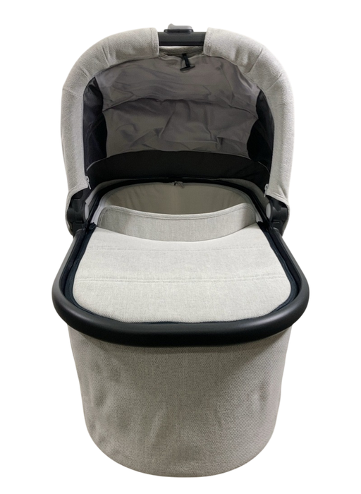Shop UPPAbaby V2 Bassinet, Anthony (White & Grey Chenille) at GoodBuy Gear