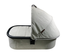 Shop UPPAbaby VISTA V2 Stroller, 2023, Anthony (White & Grey Chenille) at GoodBuy Gear