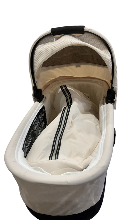 Shop Cybex Cot S Lux, Seashell Beige at GoodBuy Gear