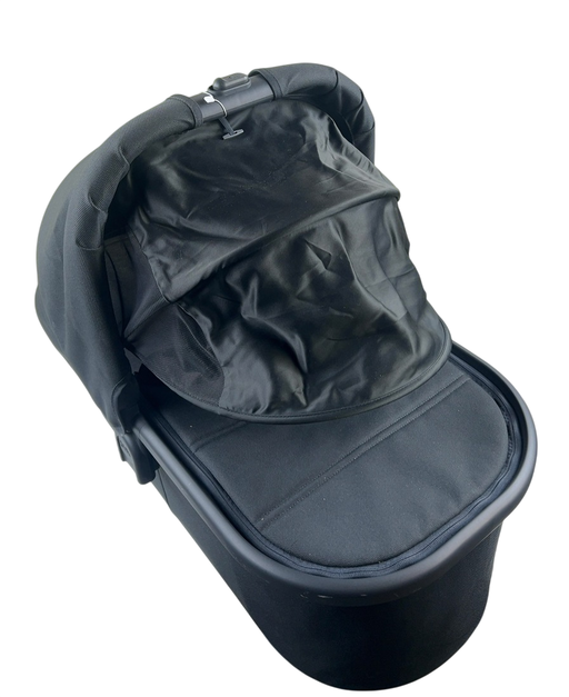 Shop UPPAbaby V2 Bassinet, Jake (Charcoal) at GoodBuy Gear