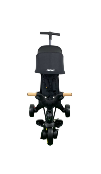 Shop Doona Liki Trike S5, Nitro black at GoodBuy Gear