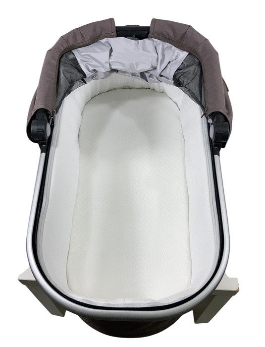Shop UPPAbaby VISTA V2 Stroller, 2023, Theo (Dark Taupe) at GoodBuy Gear