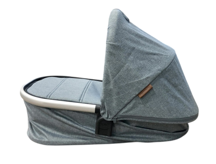 Shop UPPAbaby V2 Bassinet, Gregory (Blue Melange) at GoodBuy Gear