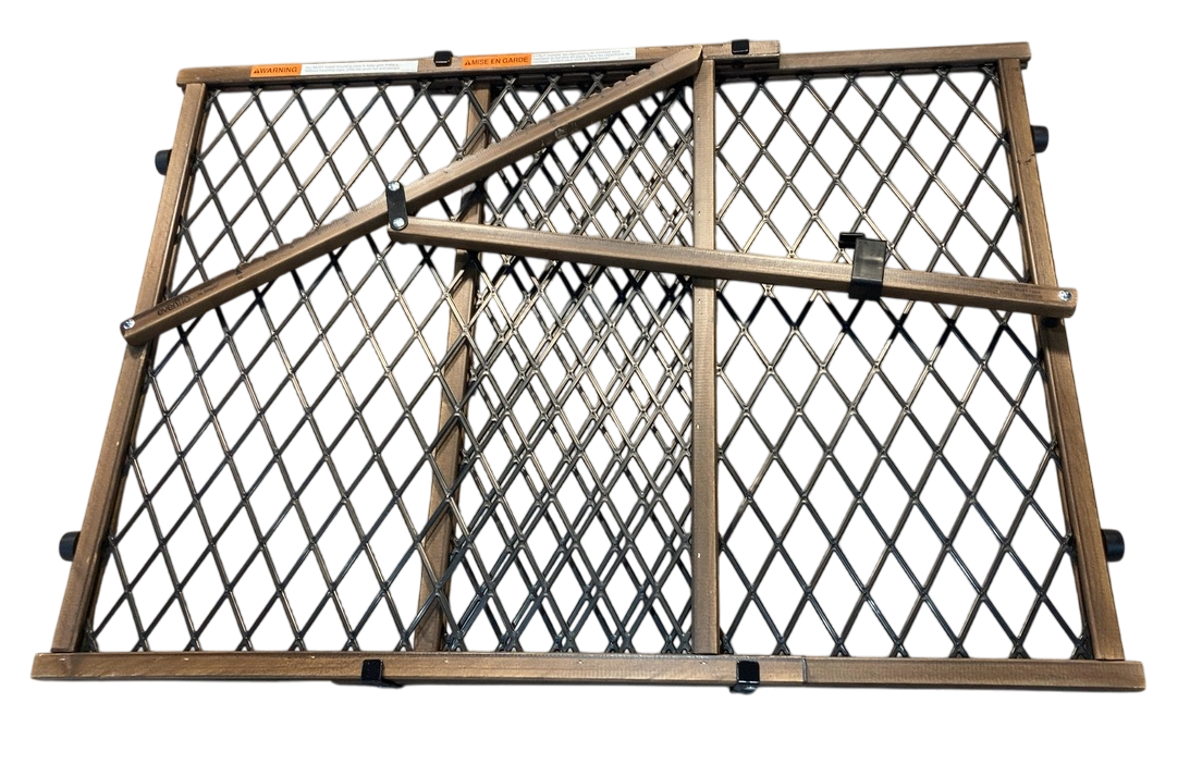 Evenflo Position & Lock Adjustable Wood Baby Gate, Farmhouse Collectio