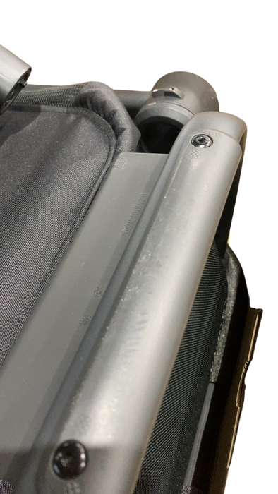 Shop DRAFT - UPPAbaby CRUZ V2 Stroller, 2024, Anthony (White & Grey Chenille) at GoodBuy Gear