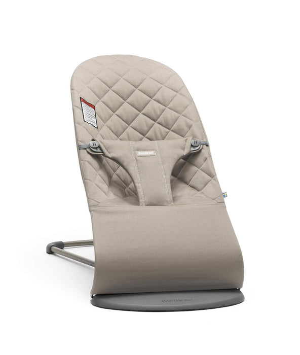 BabyBjorn Bouncer Bliss, Dark Gray Frame, Sand Gray Cotton Classic Quilt