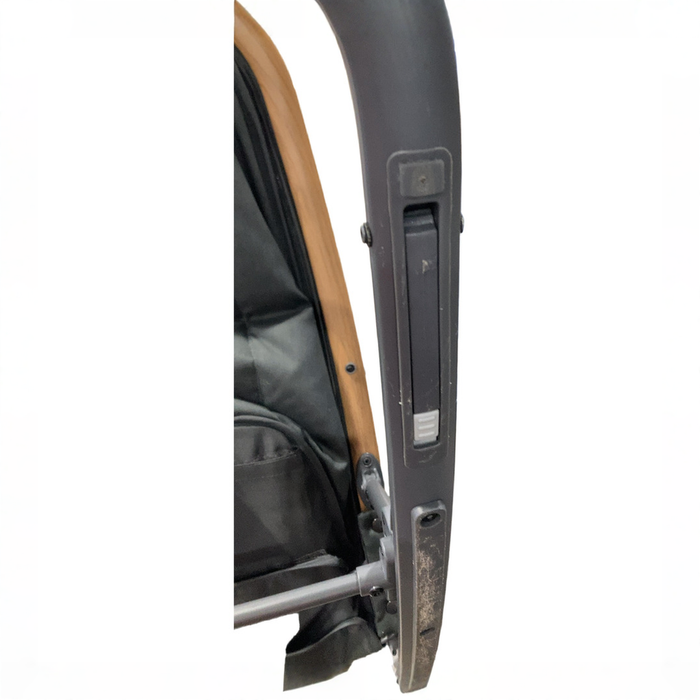 Shop Maxi-Cosi Kori 2-in-1 Rocker, Metro-Essential Graphite at GoodBuy Gear