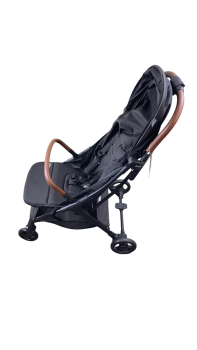 Shop Delta Children Jeep Altitude Compact Travel Stroller, 2024, Black at GoodBuy Gear