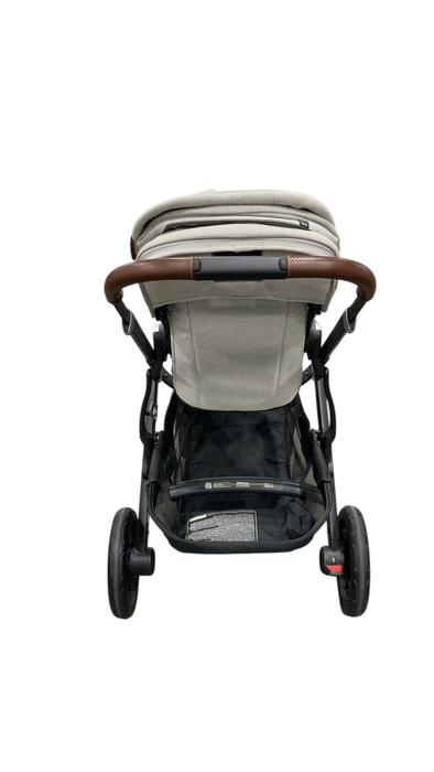 Shop UPPAbaby VISTA V2 Stroller, 2024, Anthony (White & Grey Chenille) at GoodBuy Gear