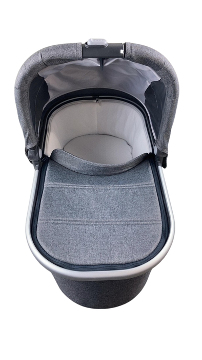 Shop UPPAbaby V2 Bassinet, Jordan (Charcoal Melange) at GoodBuy Gear