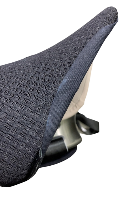 Shop WAYB Pico Portable Car Seat, 2024, Stardust at GoodBuy Gear