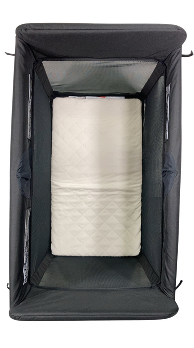 Shop Bugaboo Stardust Playard, Midnight Black at GoodBuy Gear