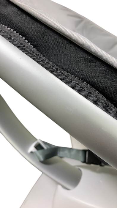 Shop 4moms MamaRoo Multi-Motion Baby Swing, Grey Classic at GoodBuy Gear