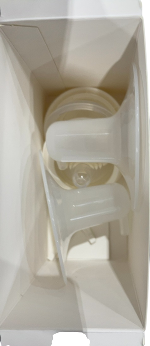 Shop Tommee Tippee Made For Me Wearable Breast Pump, Double, White at GoodBuy Gear