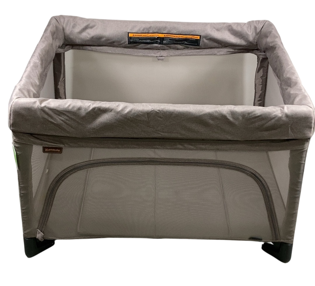 UPPAbaby REMI Playard, Wells (Dark Taupe Melange)