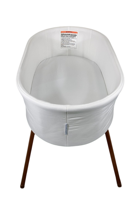 Shop Delta Children Aero Bassinet at GoodBuy Gear