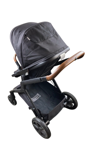 Shop Nuna Demi Grow Stroller, 2021, Caviar at GoodBuy Gear