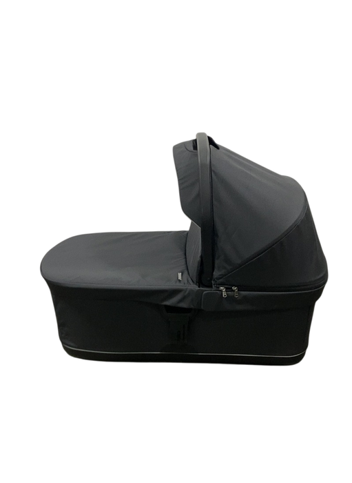 Shop Thule Urban Glide 3/4 Bassinet, Black at GoodBuy Gear