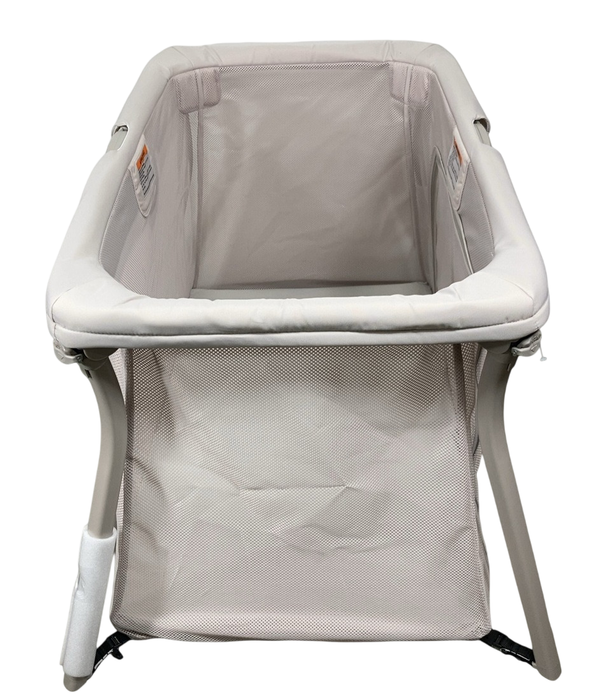 Shop Chicco Alfa Lite Lightweight Travel Playard, Dove at GoodBuy Gear