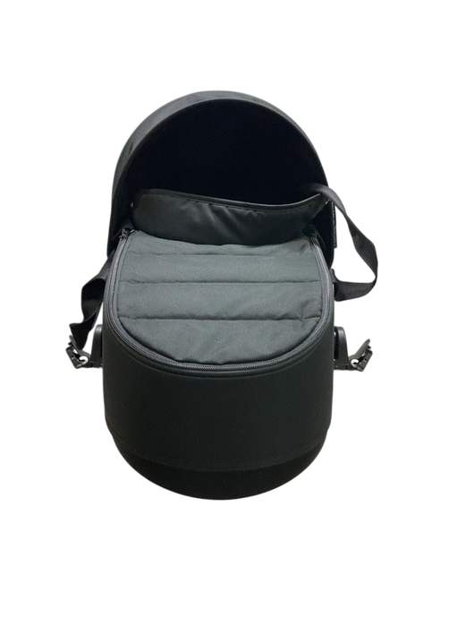 Shop Babyzen YOYO Bassinet, Black at GoodBuy Gear