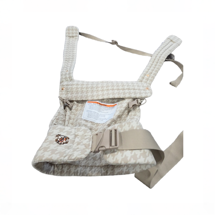 Shop Mabē The Monarch Carrier, Houndstooth at GoodBuy Gear