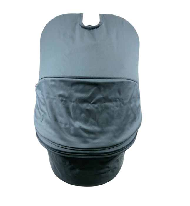 Shop UPPAbaby V2 Bassinet, Gregory (Blue Melange) at GoodBuy Gear