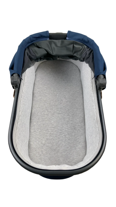Shop UPPAbaby V2 Bassinet, Noa (Navy) at GoodBuy Gear