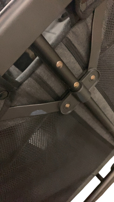 Shop Wonderfold W4 Luxe Quad Stroller Wagon, 2021, Charcoal Grey with Black Frame at GoodBuy Gear