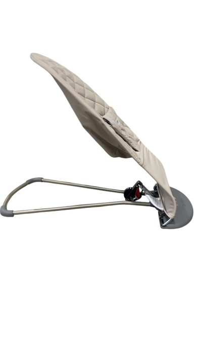 Shop BabyBjorn Bouncer Bliss, Dark Gray Frame, Sand Gray Cotton Classic Quilt at GoodBuy Gear