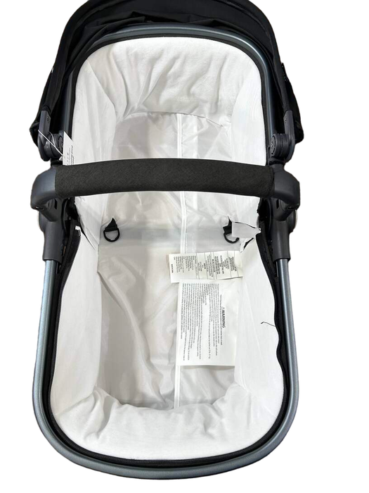 Joovy Bassinet, Jet