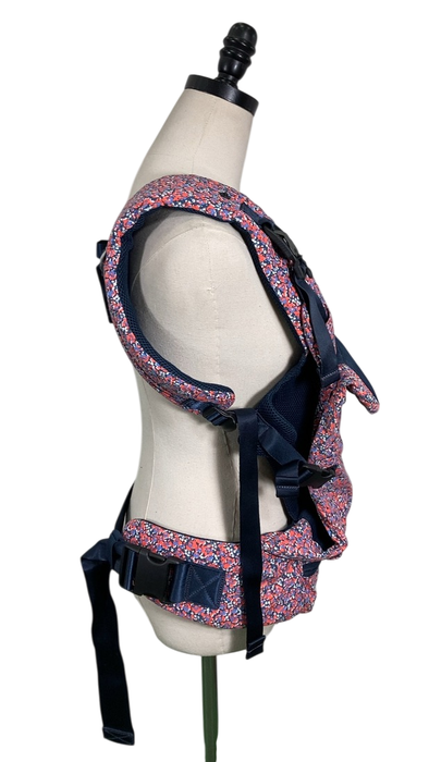 Shop Colugo The Baby Carrier, Floral at GoodBuy Gear