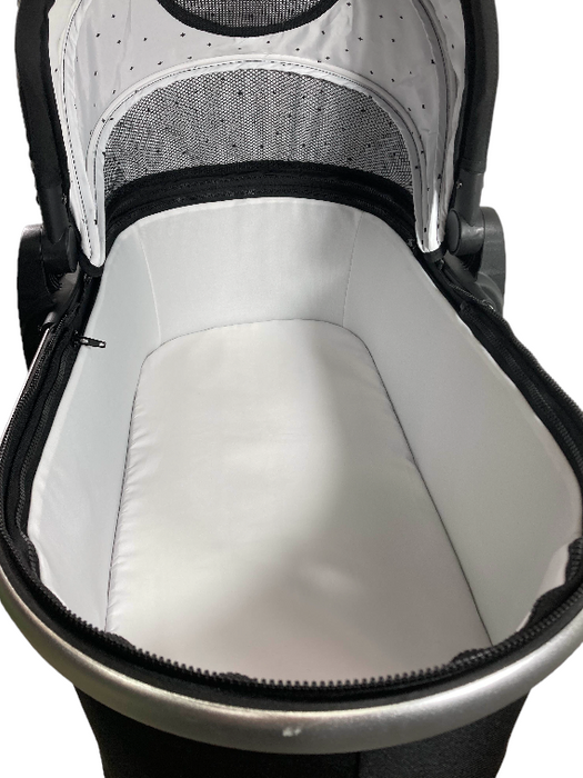 Mockingbird Bassinet, Black