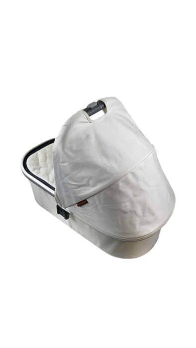 Shop UPPAbaby V2 Bassinet, Bryce (White Marl) at GoodBuy Gear