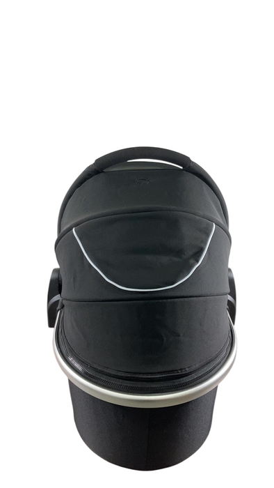 Shop Mockingbird Bassinet 2.0, Black at GoodBuy Gear