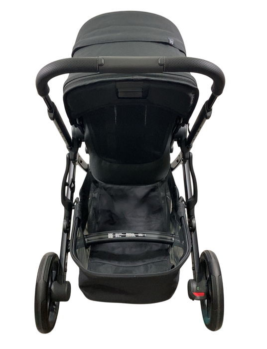 Shop UPPAbaby Vista V3 Stroller, 2024, Jake (Charcoal) at GoodBuy Gear