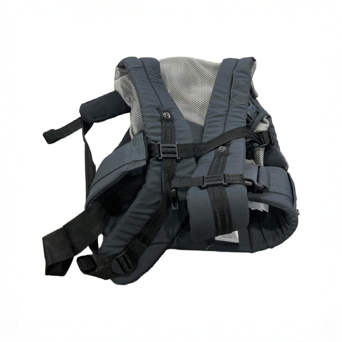 Shop Lillebaby Complete All Seasons Baby Carrier, Charcoal Silver at GoodBuy Gear