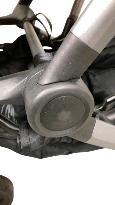 Shop Colugo Compact Stroller, 2023, Black at GoodBuy Gear