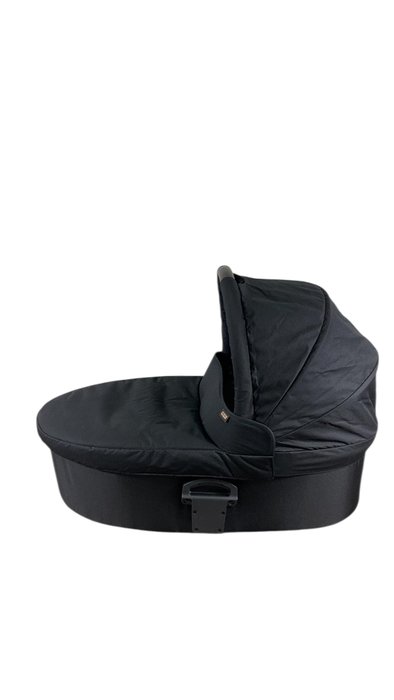 Shop Mamas & Papas Sola2 Bassinet, Black at GoodBuy Gear