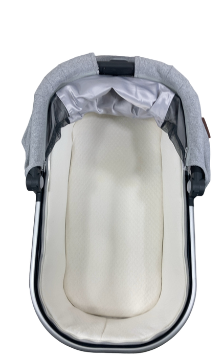 Shop UPPAbaby V2 Bassinet, Stella (Grey) at GoodBuy Gear