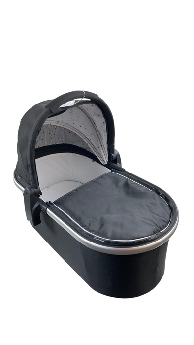 Shop Mockingbird Bassinet, Black, Pre-2026 at GoodBuy Gear