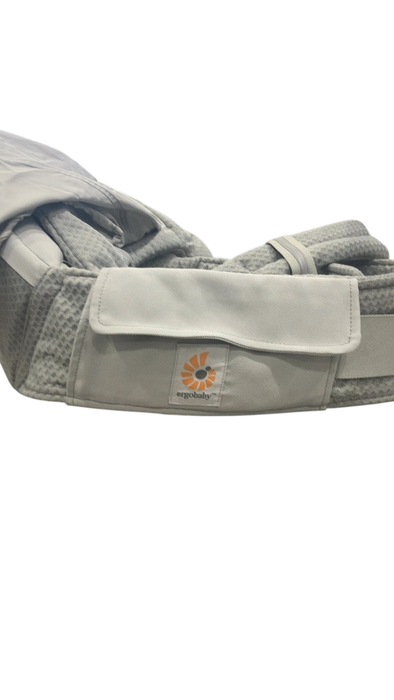Shop Ergobaby Alta Hip Seat Carrier, Pearl Grey at GoodBuy Gear